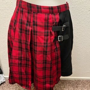 Hot Topic Red and Black Plaid Skirt